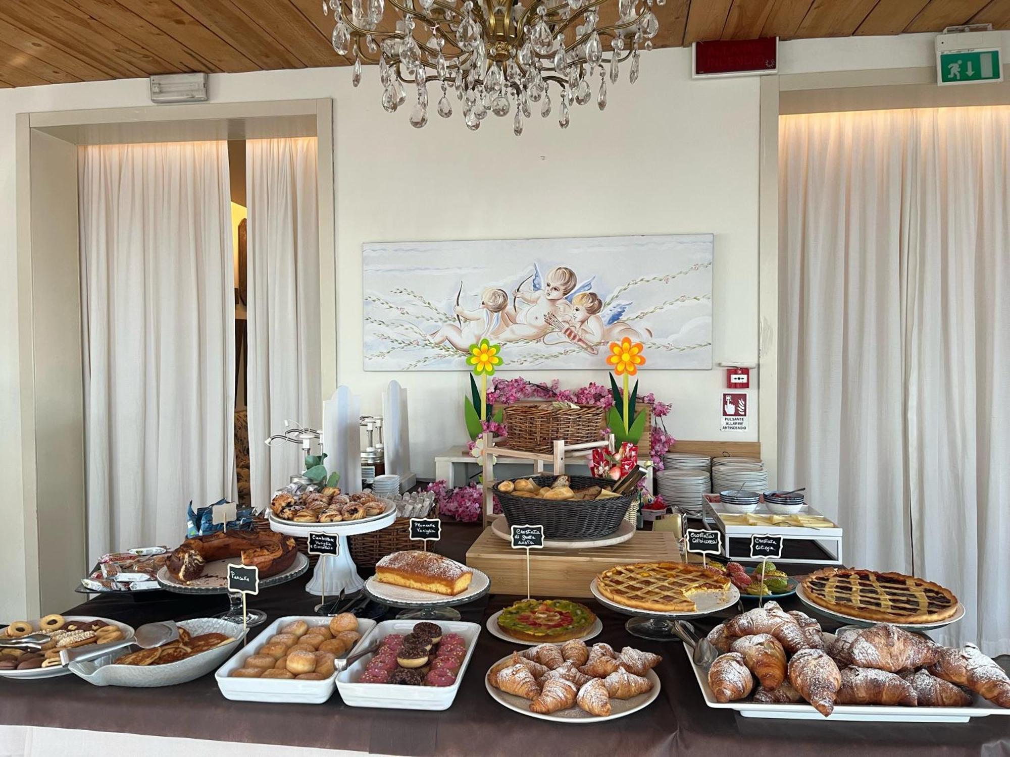 Hotel Garisenda B&B - In Centro A Riccione - Екстер'єр фото