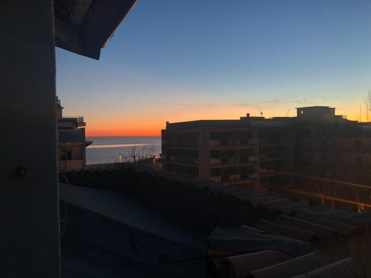 Hotel Garisenda B&B - In Centro A Riccione - Екстер'єр фото